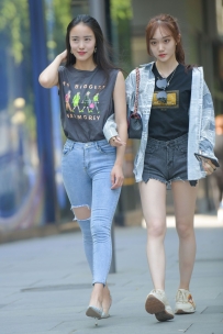 【精选街拍】Vol.3566 牛仔裤魅力长发女孩 [31P-777MB]