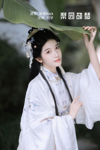 【YiTuYu-艺图语】2022.11.20 梨园故梦 - 一只阿梦崽 [32P-320MB]